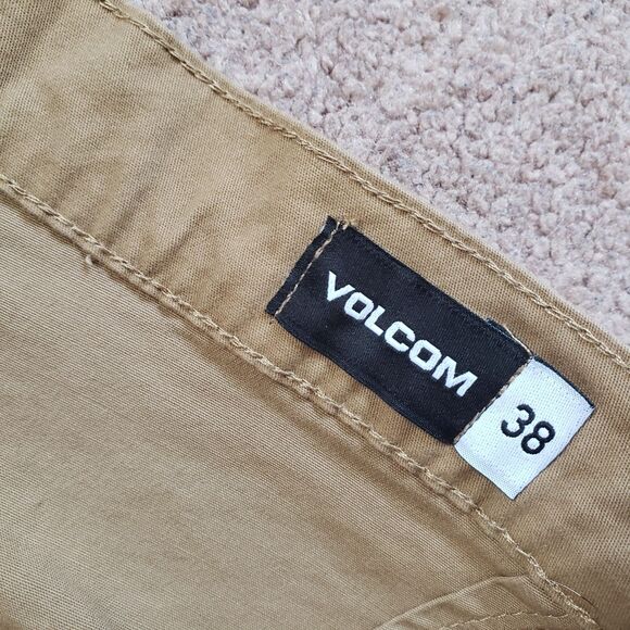 Volcom Skateboarding Stretch Comfort Size 38 Mens Brown Lightweight Chino Shorts - Picture 2 of 8
